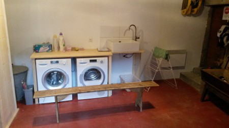 cave: lave linge, sèche linge